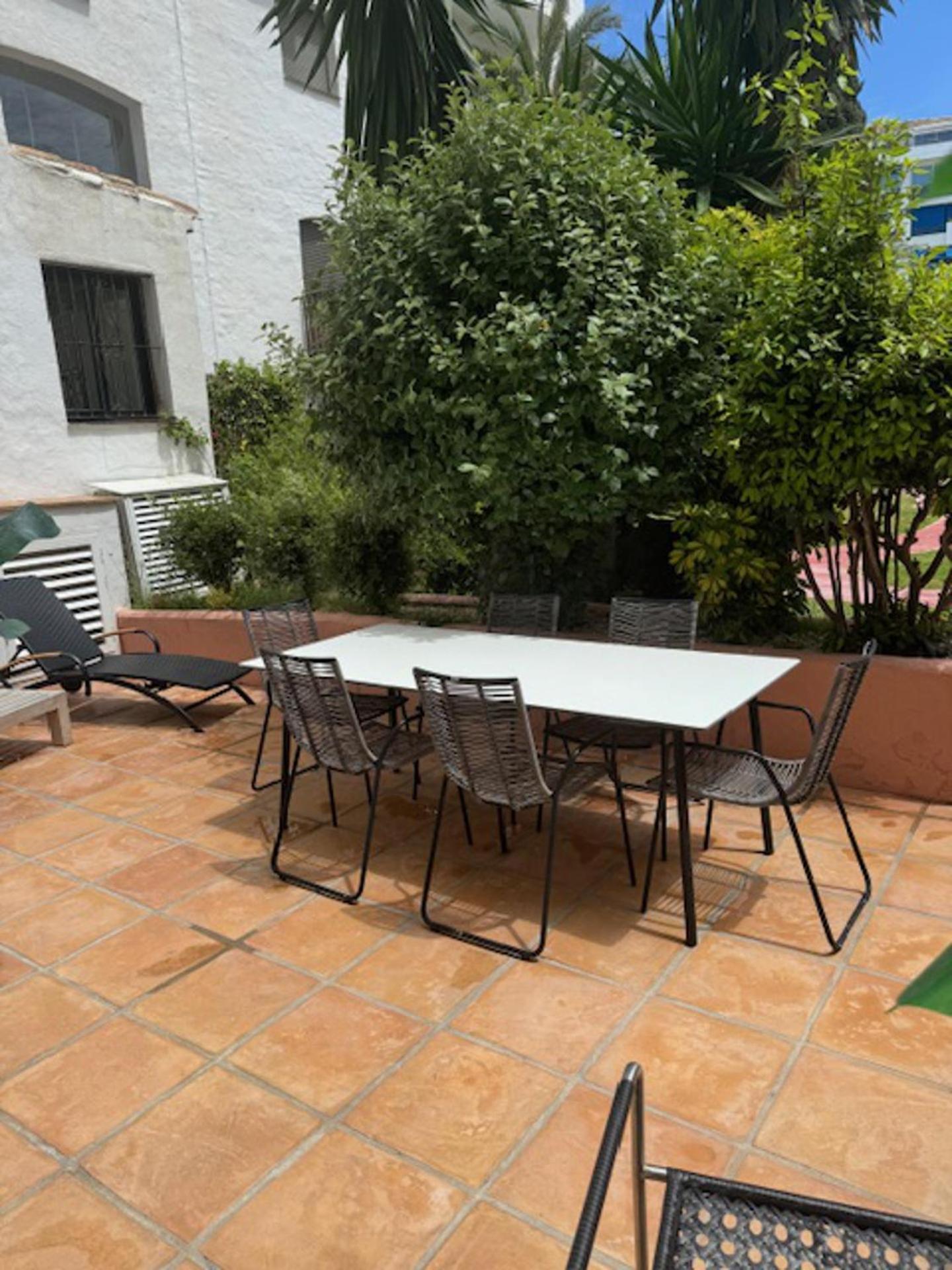 Luxurious Apartment In Puerto Banus Marbella Eksteriør billede