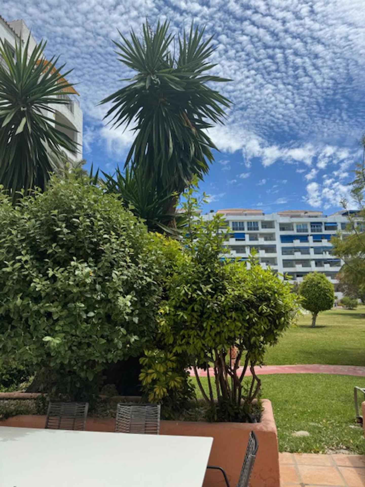 Luxurious Apartment In Puerto Banus Marbella Eksteriør billede